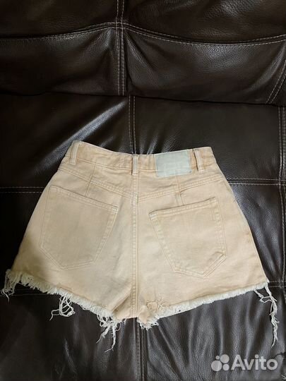 Женские шорты джинсовые pull&bear