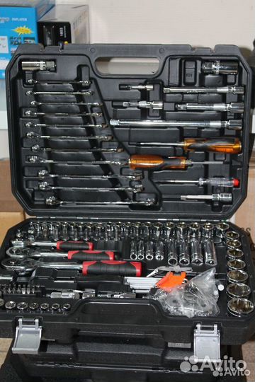 Набор инструментов 121 элемент