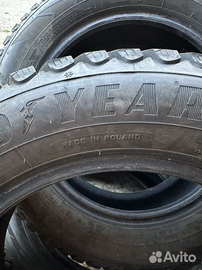 Goodyear Ultragrip Ice Arctic 175/65 R15 и 195/60 R15 88