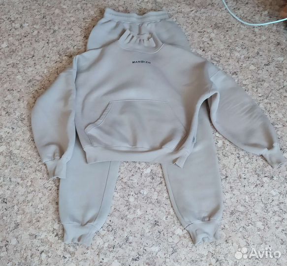 Спортивный костюм