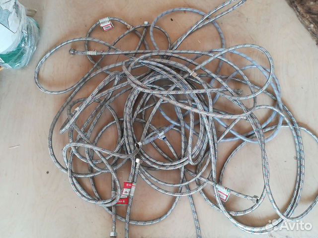 Гибкий шланг, подводка для воды