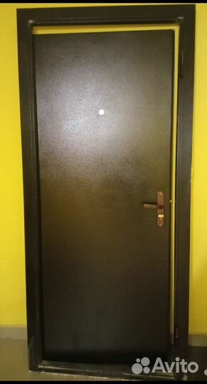 Бирск. Дверь входная металлическая