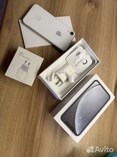 iPhone Xr, 64 ГБ