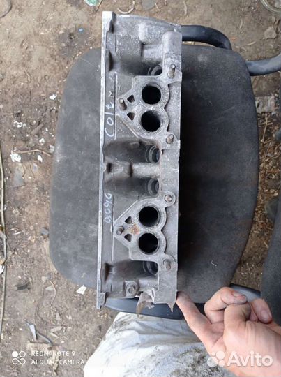 Головка блока цилиндров Mitsubishi Colt 3 1992