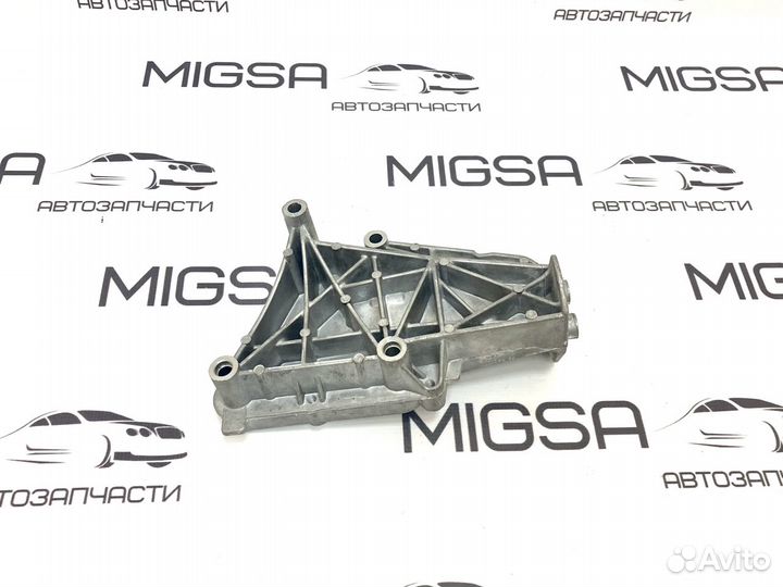 Кронштейн генератора 2190-1001157