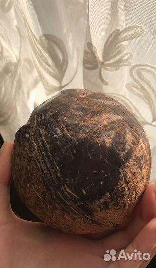 Ароматические свечки в кокосе ручной работы