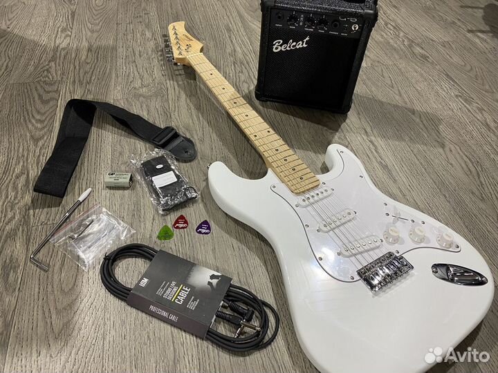 Электрогитара и комбик комплект (Новое)