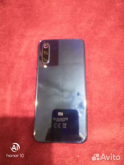 Xiaomi Mi 9 SE, 6/128 ГБ