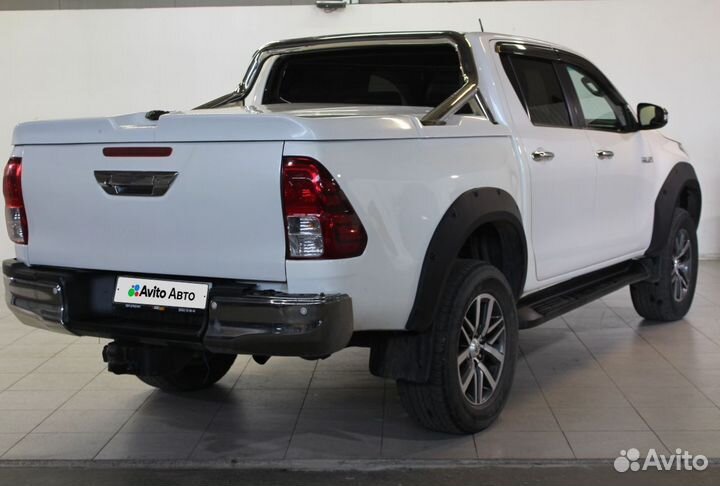 Toyota Hilux 2.8 AT, 2017, 211 155 км