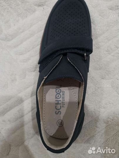 Туфли подростковые новые