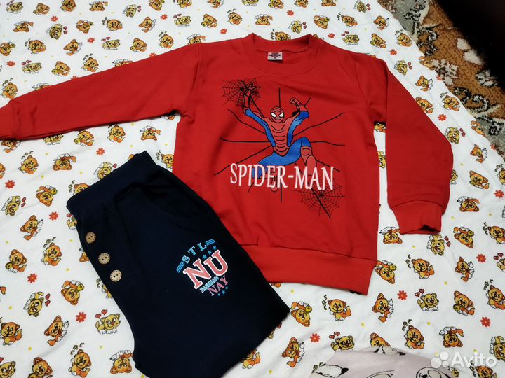 Костюм спортивный