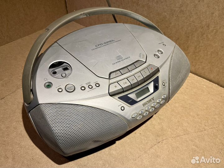 Магнитофоны / радиоприемники / музыкальные центры