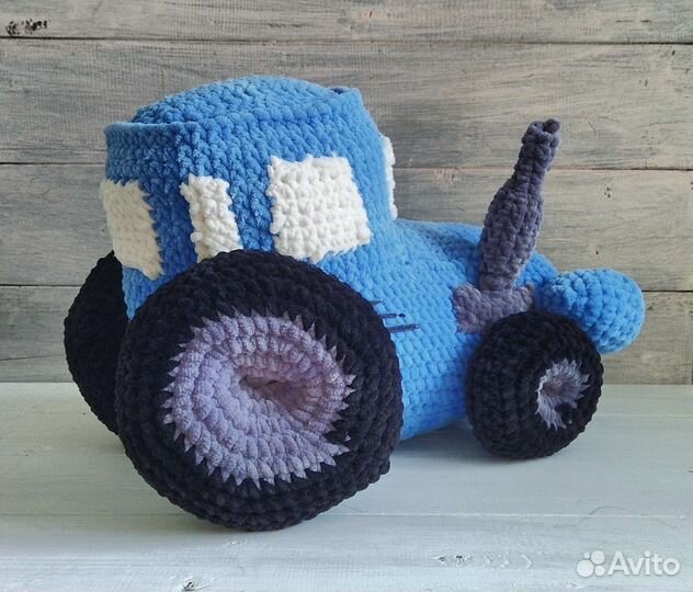 Синий трактор