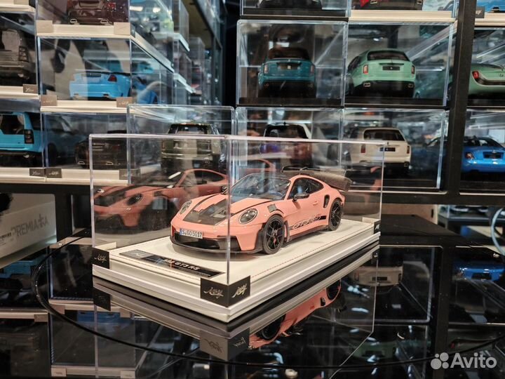 Porsche 911 992 GT3 RS IVY 1:18 (25 pcs.)