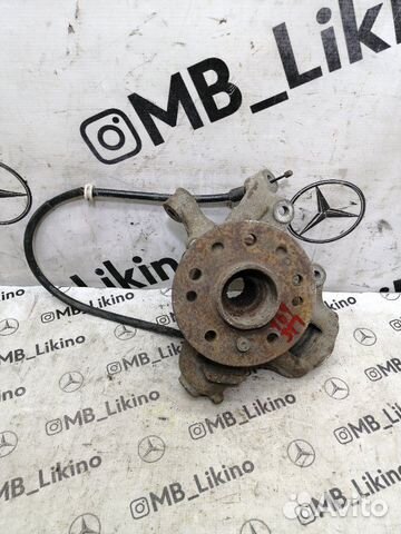 Кулак задний правый Mercdes Ml W164 X164