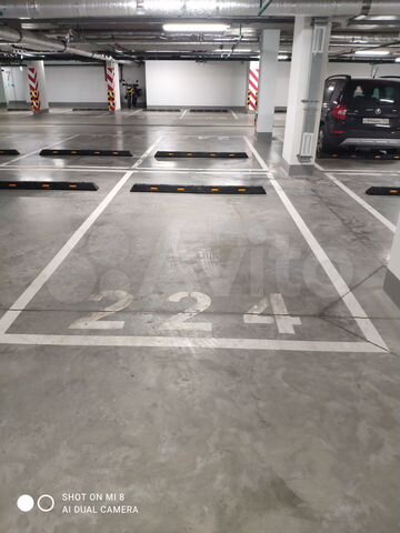 Машиноместо, 14 м²