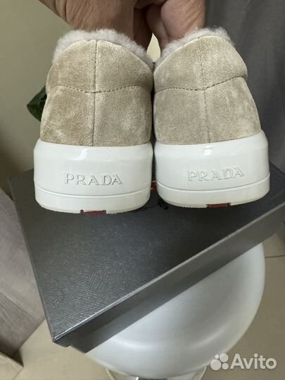 Слипоны женские с мехом Prada оригинал 36,5р