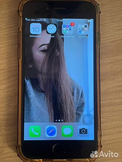 Телефон iPhone 6