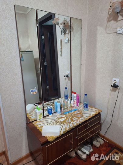 Трельяж,стенка в зал