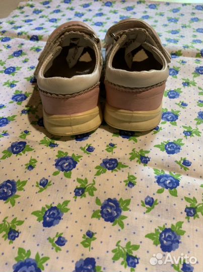 Обувь для девочки,р.24,25,28