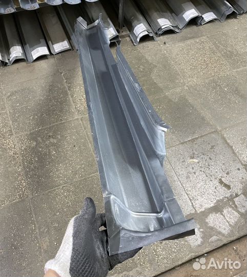 Порог левый Ford Focus I 1998-2005 (Potrykus)