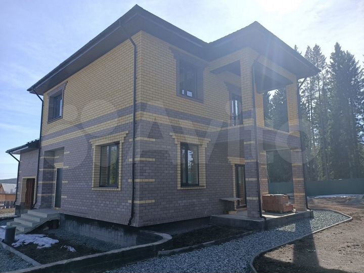 Коттедж 204 м² на участке 29 сот.