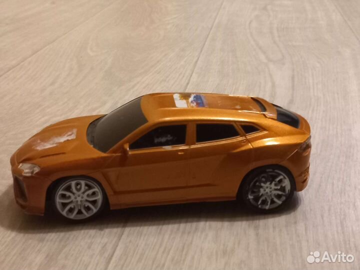 Машинка на пульте управления для ребенка