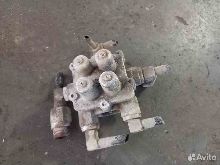 Кран защитный 4-х контурный MAN