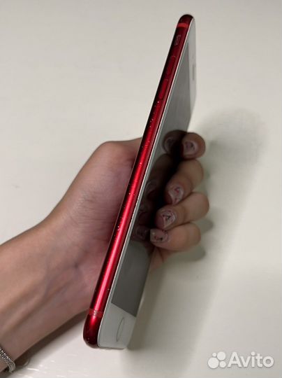 Телефон iPhone 7 plus 256gb (red)