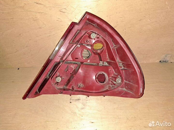 Задний фонарь Митсубиши Лансер 8