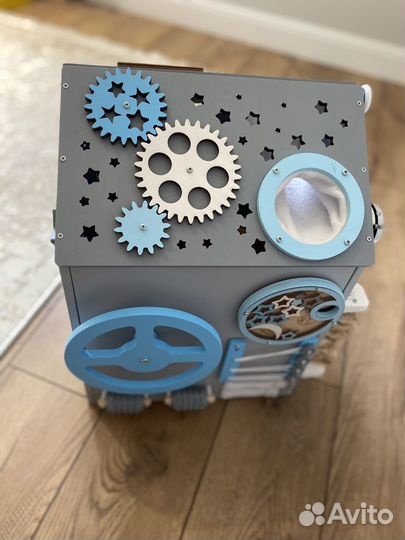 Бизиборд домик со светом большой