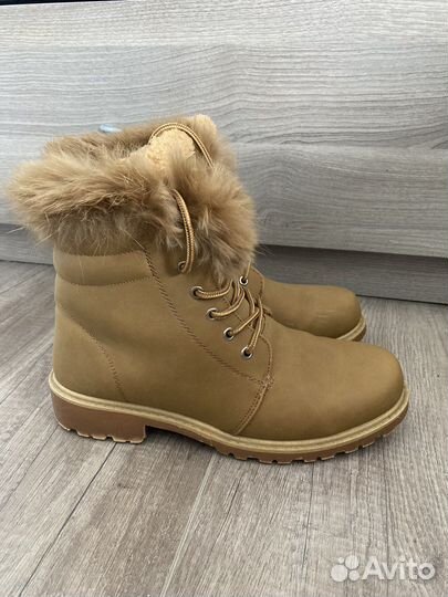 Ботинки женские 38 размера