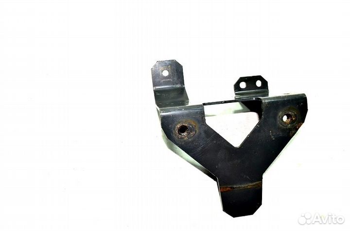 Кронштейн охлаждающего радиатора mercedes-benz Act