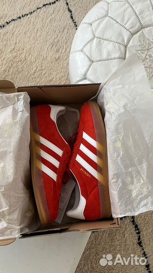 Кроссовки adidas gazelle indoor red