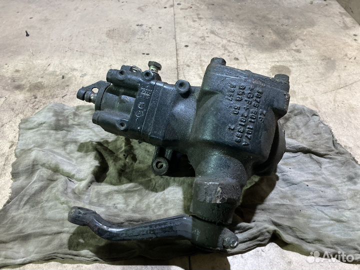 Рулевой редуктор BMW E38