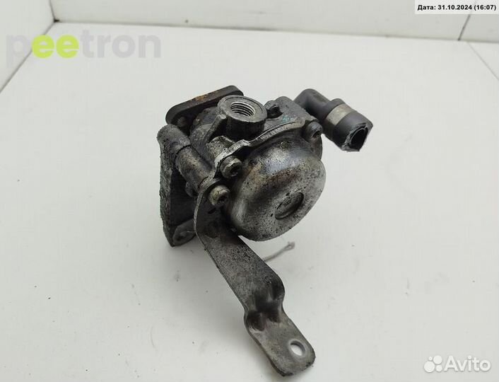 Б/У Б/У Насос гидроусилителя руля 226S1, M54B22