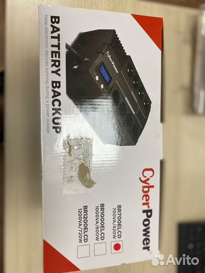 Источник бесперебойного питания CyberPower