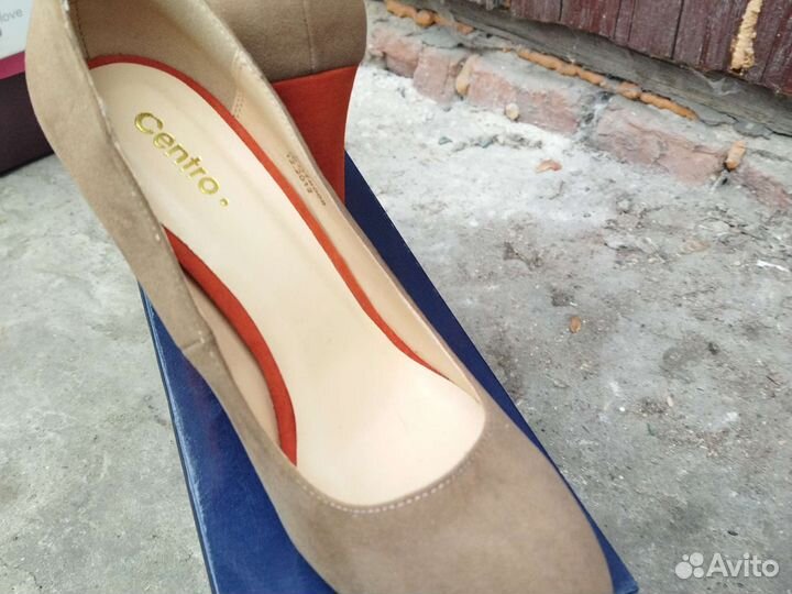 Туфли женские 37 размер бежевые