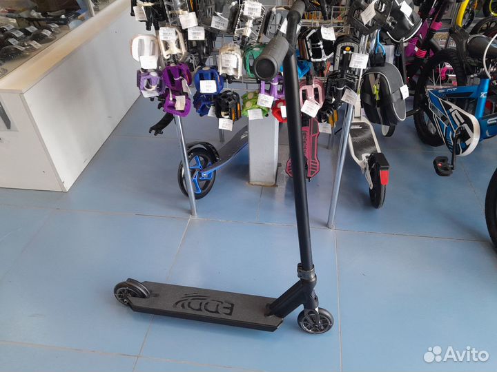 Трюковый самокат TT Eddy 110мм черный