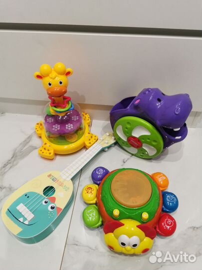 Развивающие игрушки пакетом