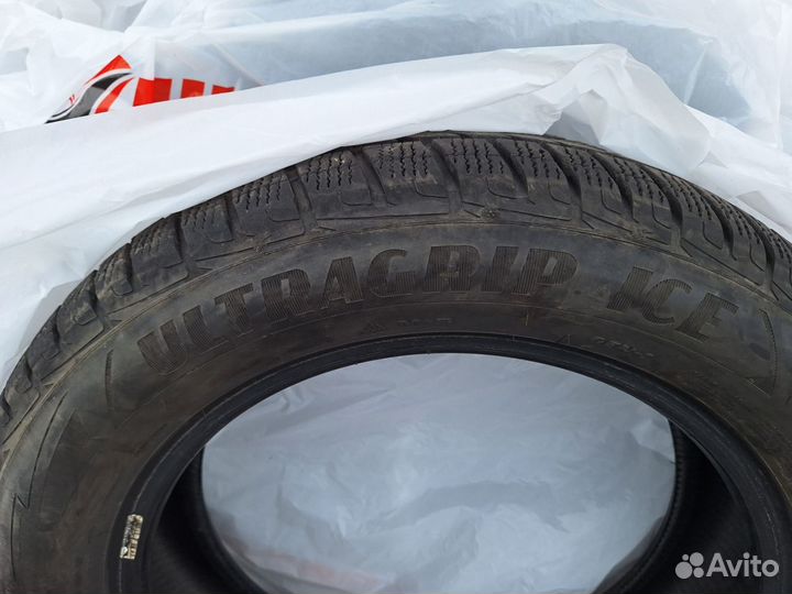 Goodyear UltraGrip Ice SUV Gen-1 215/60 R17 95T