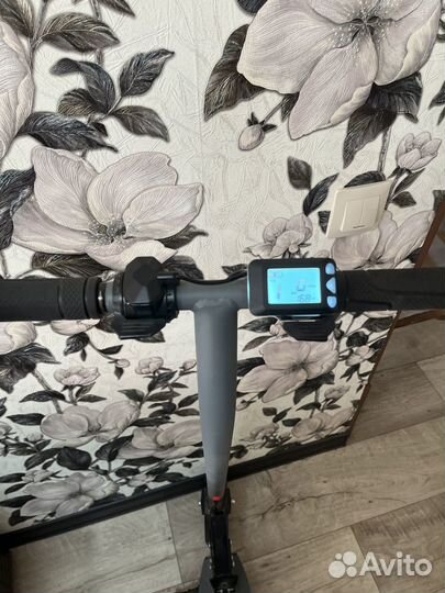 Электросамокат hiper