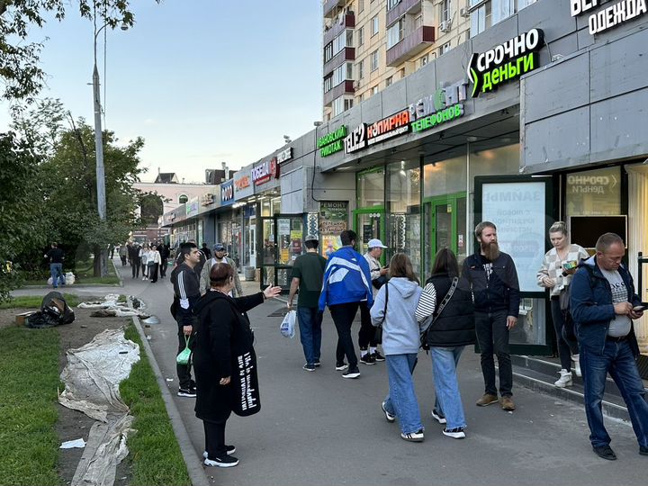 Место на супер трафике под шаурму, общепит