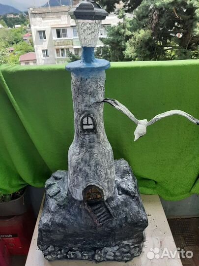 Садовая скульптура маяк в наличии
