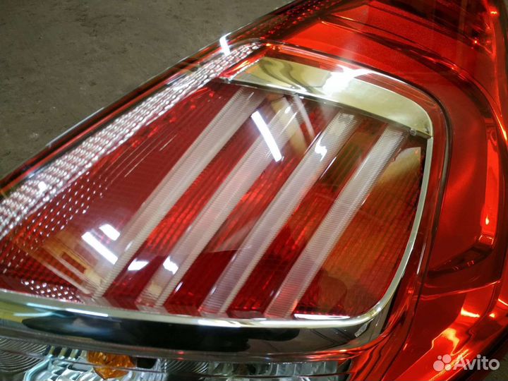 Фонарь диодный оригинал Форд Фиеста 6 рестайлинг