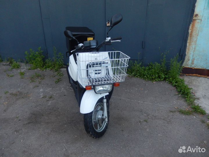 Скутер Yamaha Gear со всеми опциями без РФ