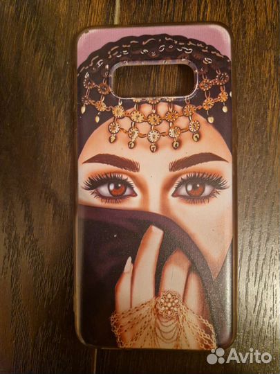 Чехлы на Samsung Galaxy S10e