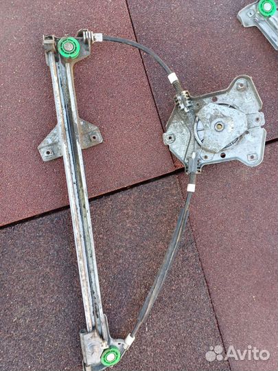 Стеклоподъемник передние ауди 100
