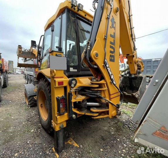 Экскаватор-погрузчик Bull HD 100, 2023