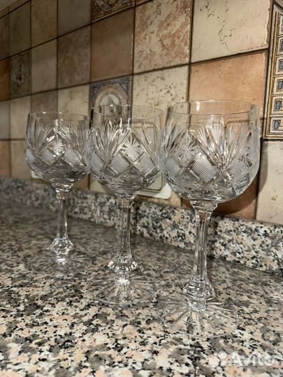 Бокалы хрустальные
